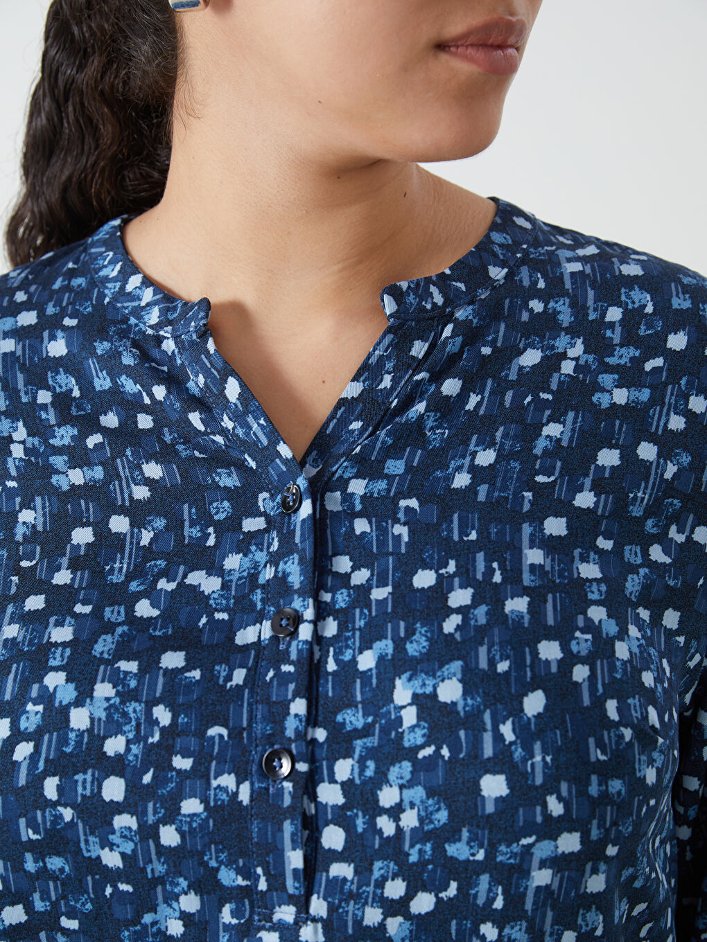 LCW Grace Notch Neck Patterned Women's Blouse -W4DD81Z8-LQJ