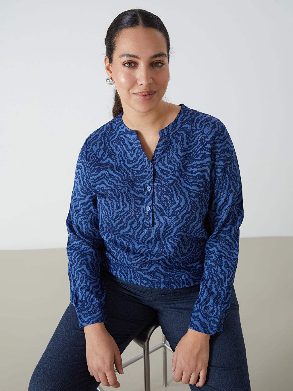 LCW Grace Notch Neck Patterned Women's Blouse -W4DD81Z8-LSJ