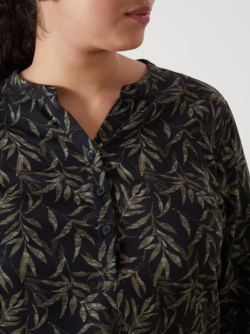 LCW Grace Notch Neck Patterned Women's Blouse -W4DD81Z8-LS6