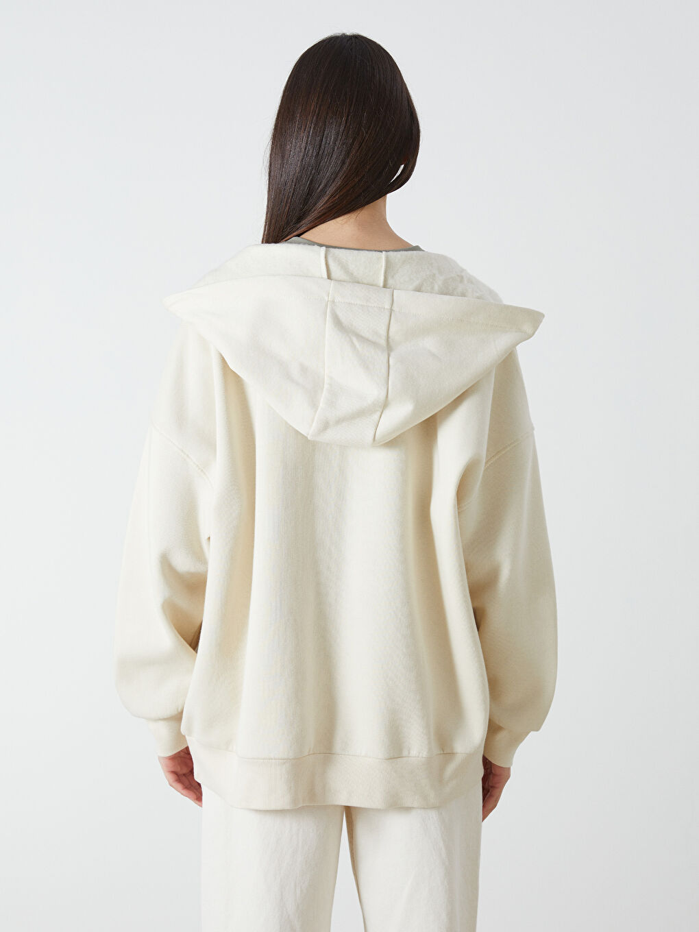 سويت شيرت بسحاب تخين أوفرسايز بكابوش للسيدات-3