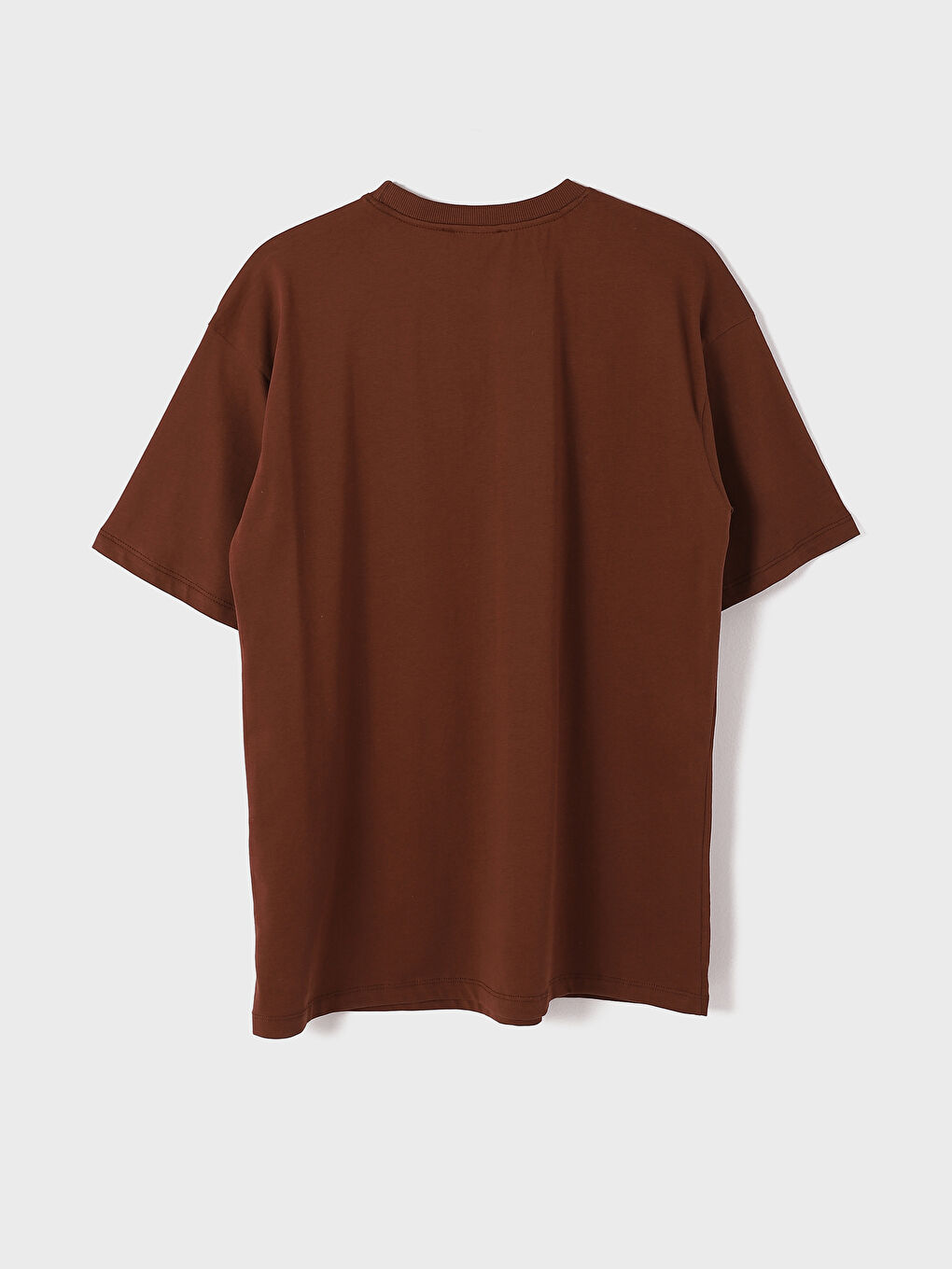 تيشيرت نسائي برقبة دائرية وأكمام قصيرة مطبوع-3