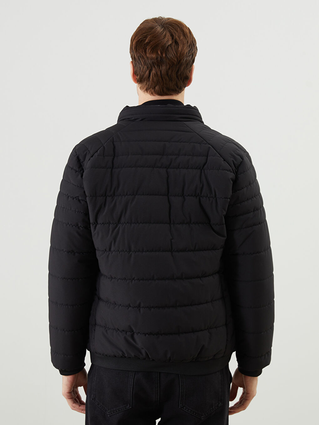 Siyah Standart Kalıp Dik Yaka Erkek Şişme Mont-4