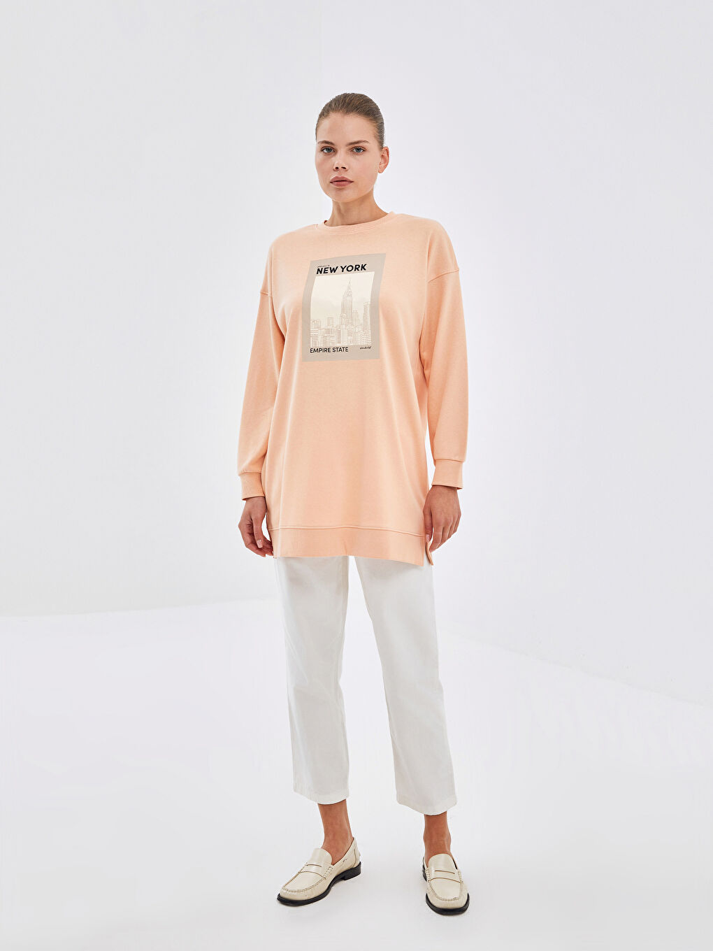 LCW Modest Crew Neck New York Printed Women's Sweatshirt Tunic -W4DG37Z8-GAM