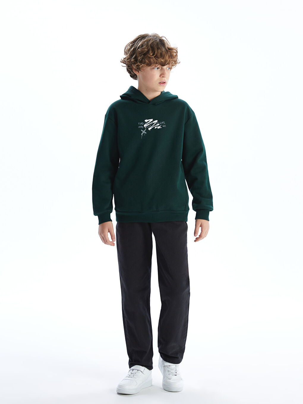 LCW Kids Yeşil Kapüşonlu Baskılı Kalın Erkek Çocuk Sweatshirt - 1