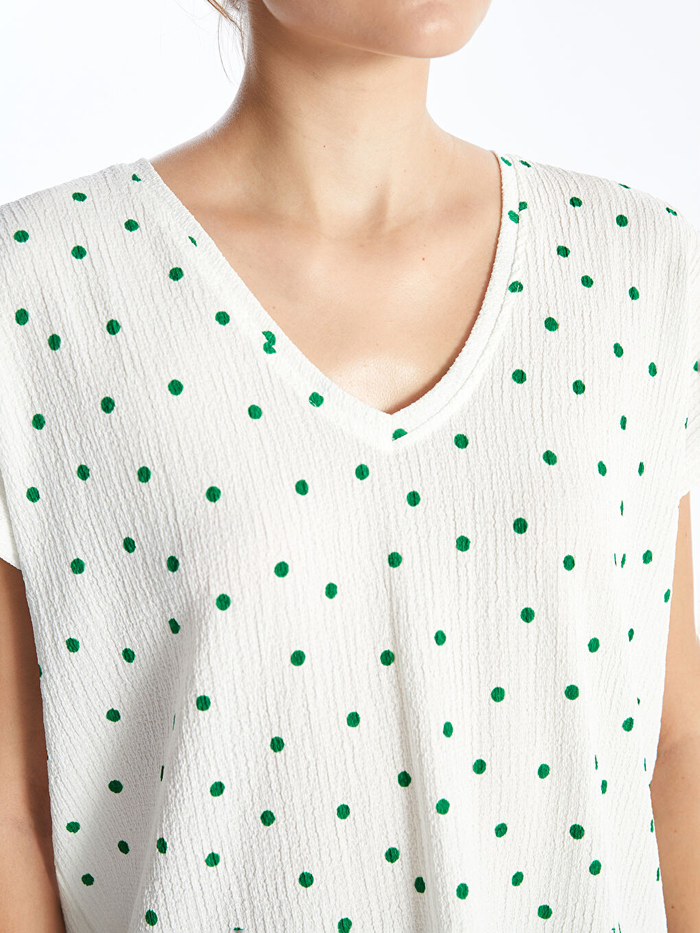 V-Neck Polka Dot Women's T-Shirt-2