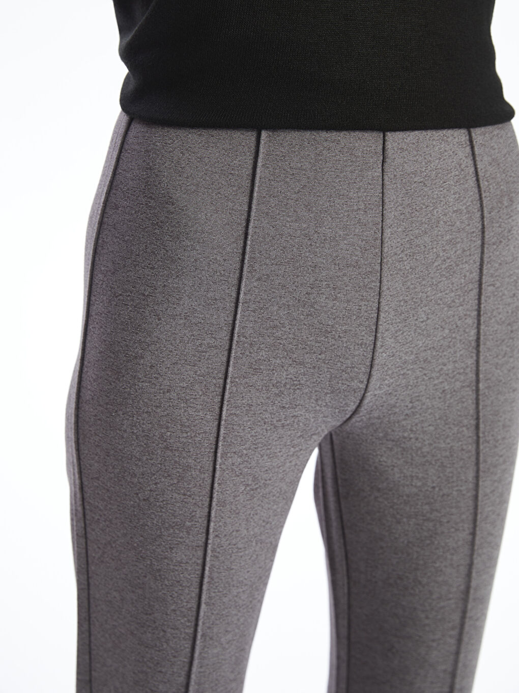 LCWAIKIKI Classic Extra Slim Fit Flared Women's Trousers -W4DI49Z8-L8N