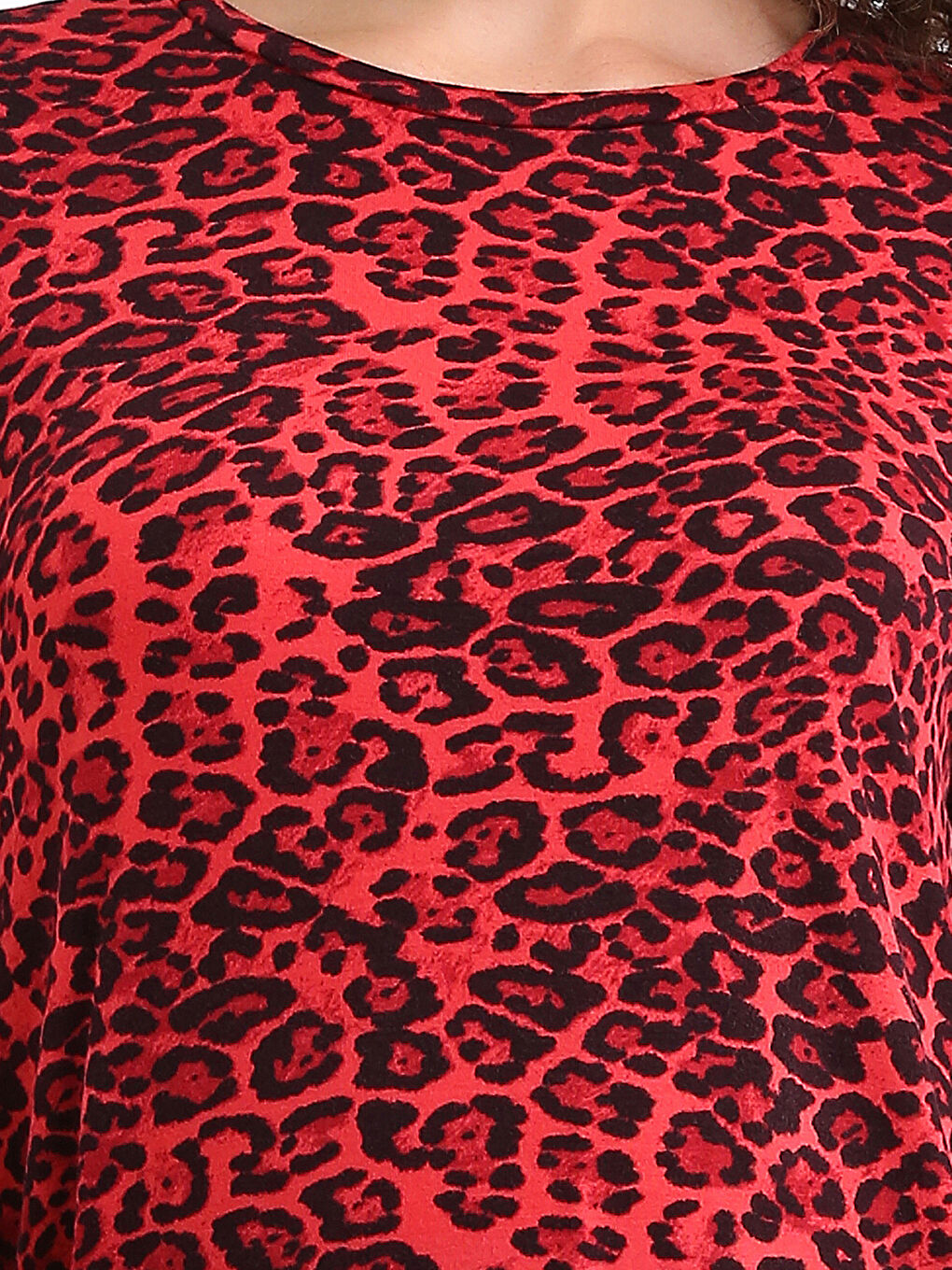 Bluza ženska sa okruglim izrezom i uzorkom-2