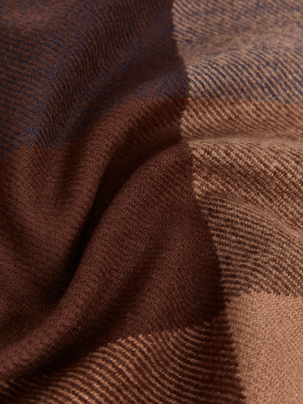 Шарф Мужской с Клетчатым Узором и Бахромой-2