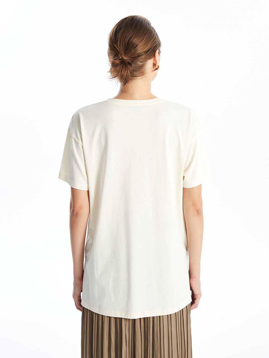 تيشيرت مطبوع بياقة دائرية للسيدات-3