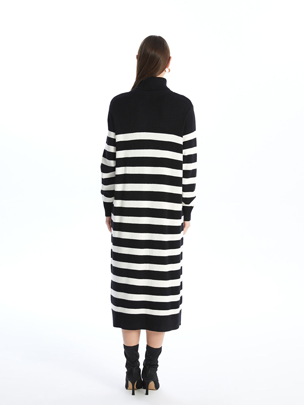 LCWAIKIKI Classic Turtleneck Color Block Women's Knitwear Dress -W4DP09Z8-SZ5