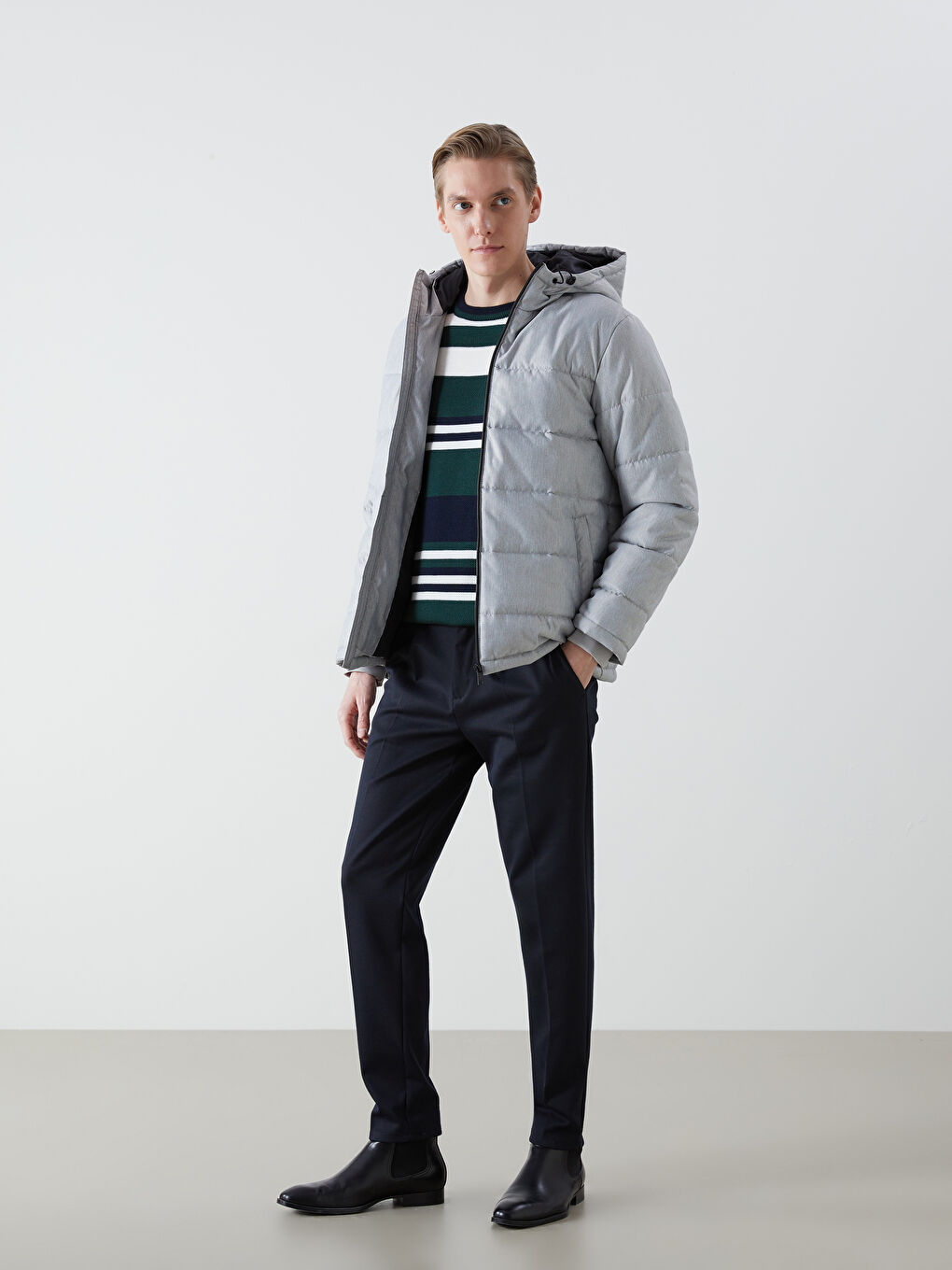 Gri Standart Kalıp Kapüşonlu Erkek Şişme Mont-1