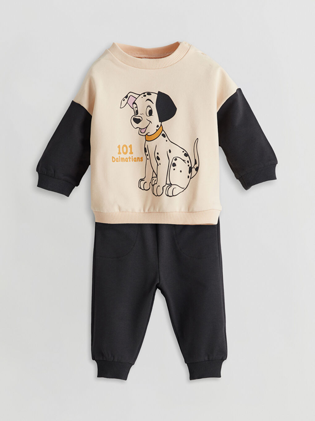 LCW baby 101 Dalmatians Printed Baby Boys' Sweatshirt and Sweatpants 2 Pack Set -W4DR79Z1-S6R