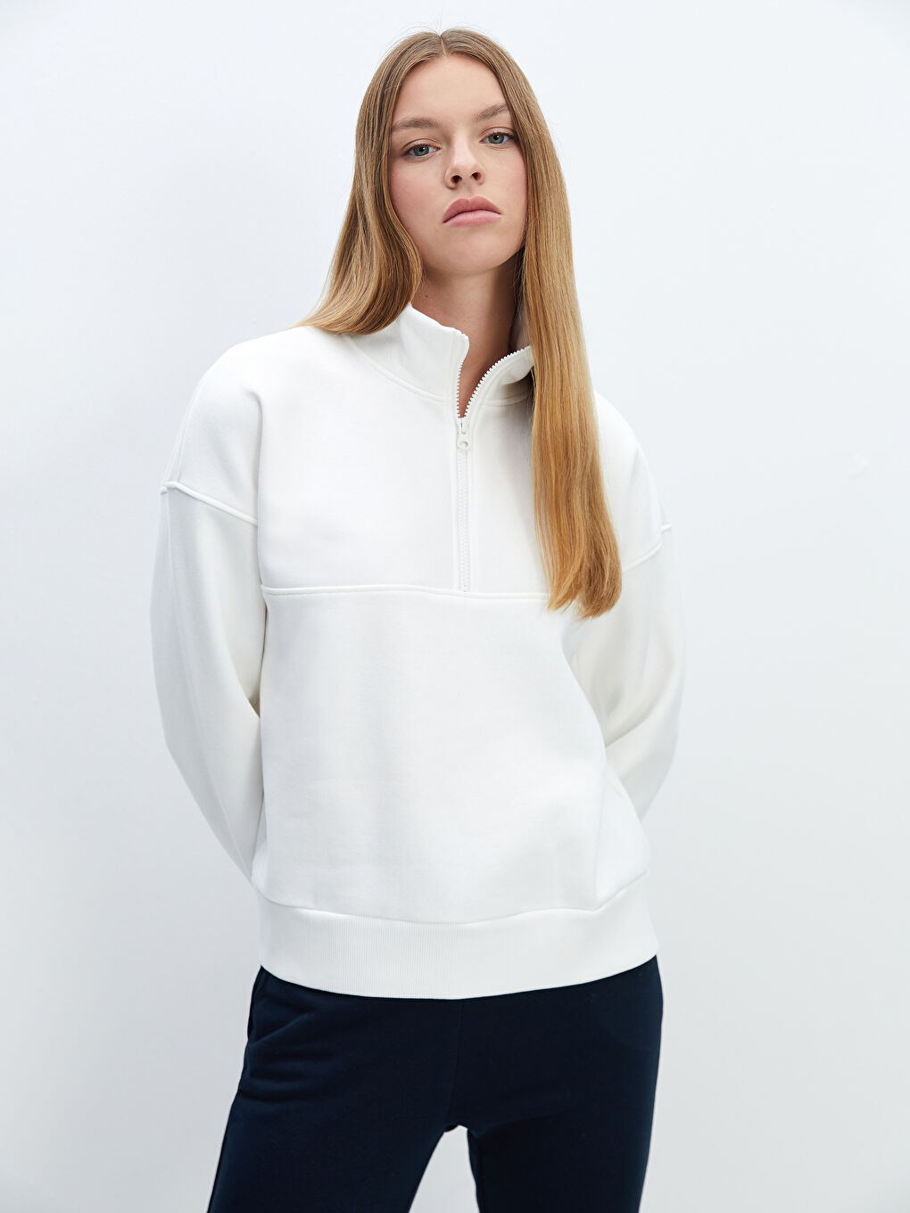 LCW Vision Ekru Dik Yaka Oversize Kadın Kalın Sweatshirt