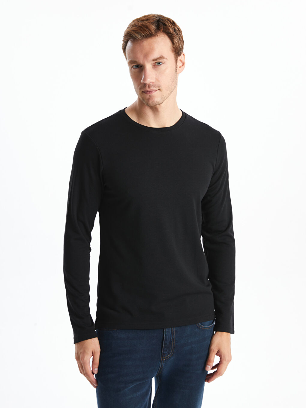 LCWAIKIKI Basic Yeni Siyah Bisiklet Yaka Uzun Kollu Erkek Sweatshirt