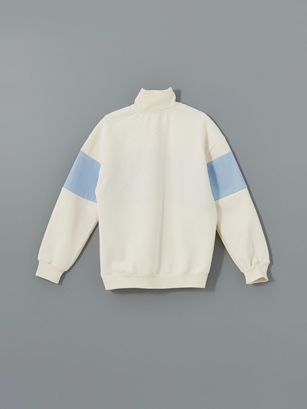 LCW Kids Ekru Stitch Baskılı Polar Kız Çocuk Fermuarlı Sweatshirt - 1