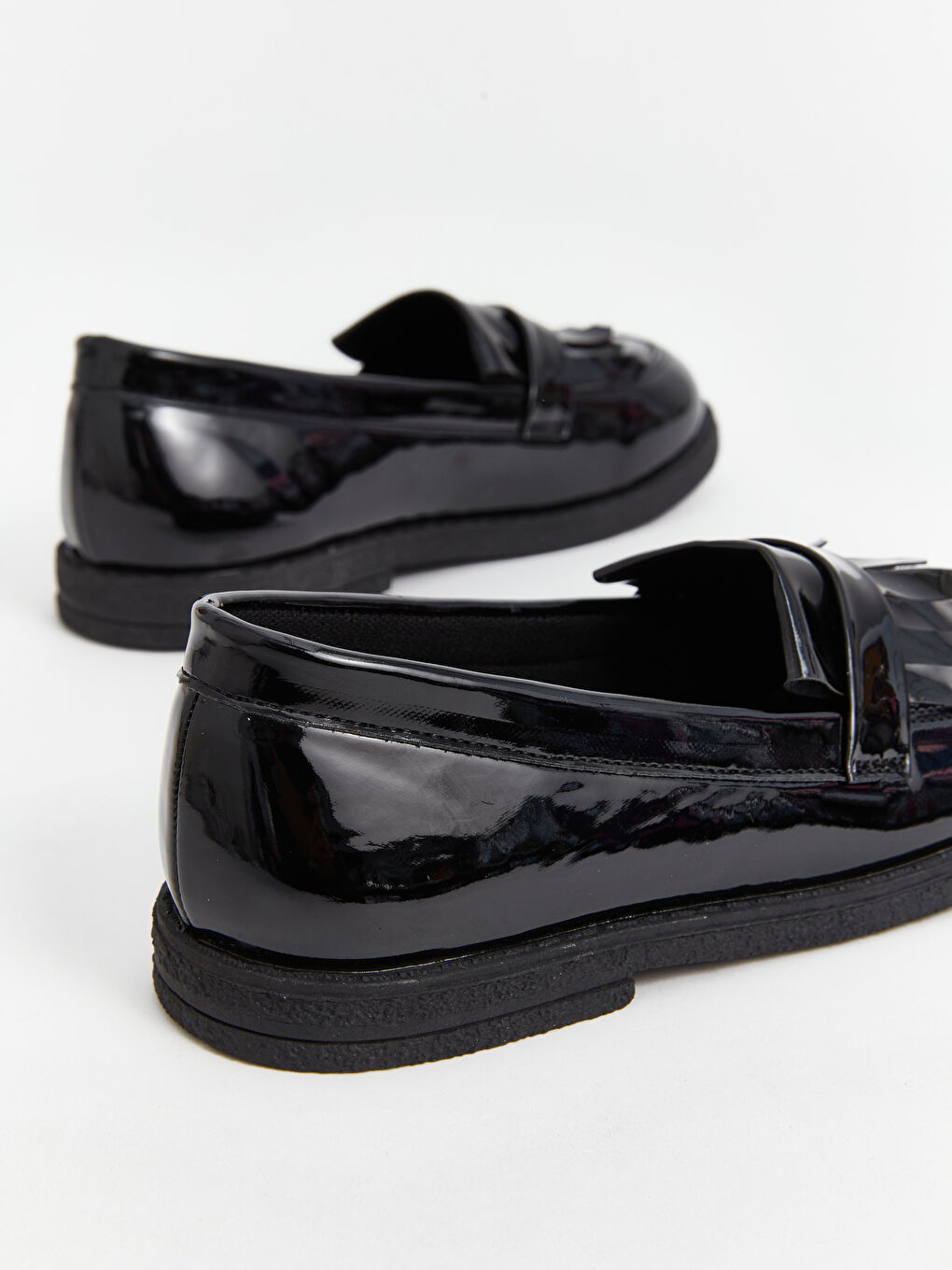 თასმებით გაფორმებული გოგონებისთვის ლოფერის ფეხსაცმელი-3