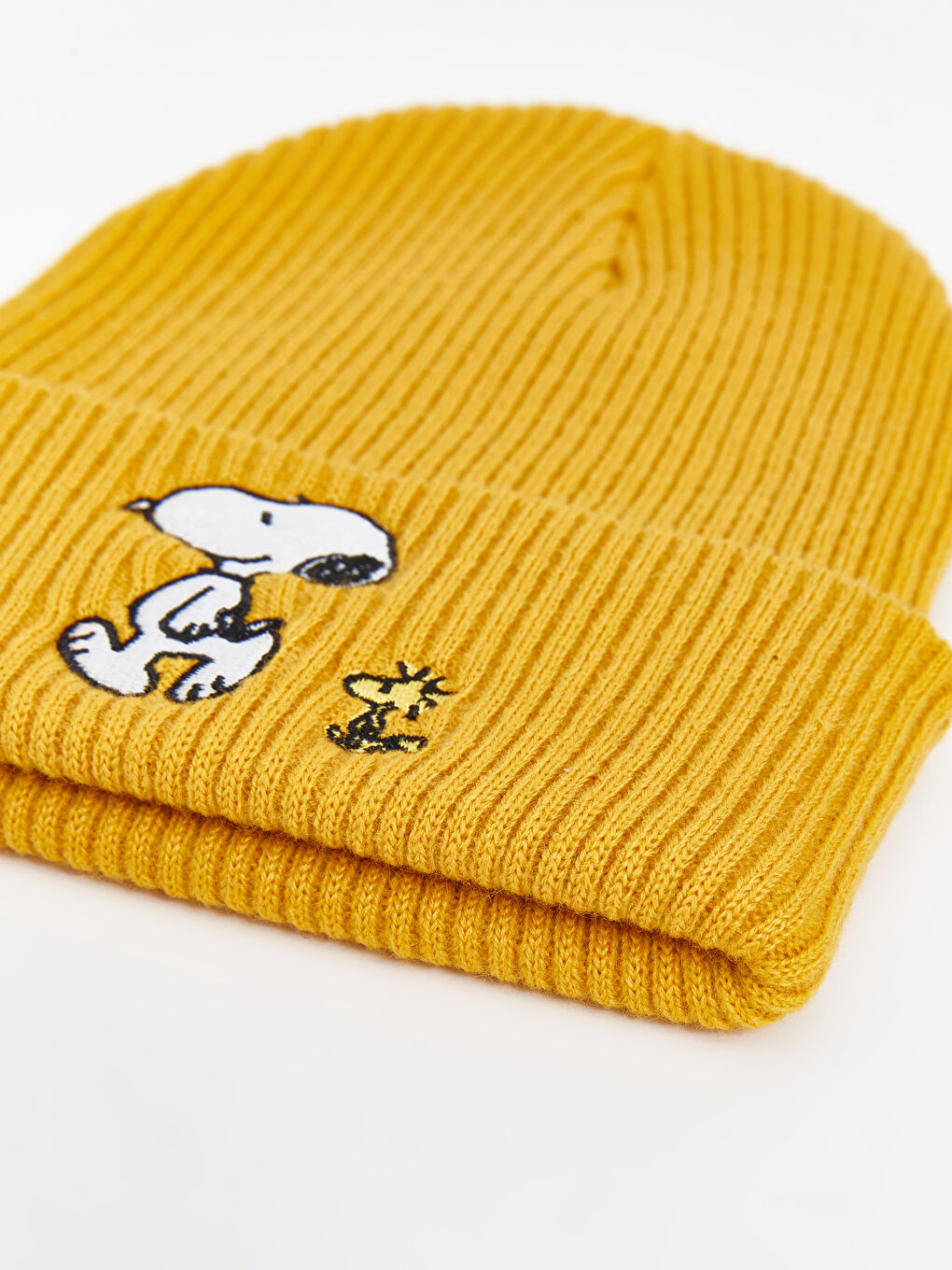 LCW ACCESSORIES Koyu Sarı Snoopy Nakışlı Erkek Çocuk Triko Bere - 1