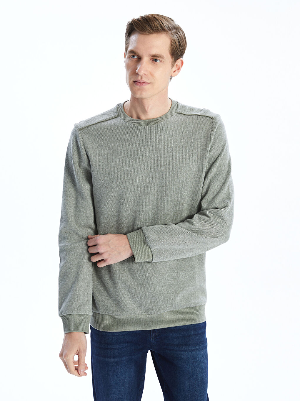 LCWAIKIKI Classic Bisiklet Yaka Uzun Kollu Erkek Sweatshirt -W4DV19Z8-MJV