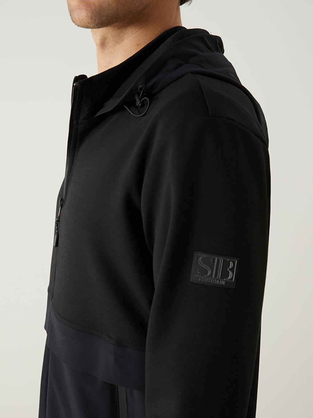 Siyah Kapüşonlu Uzun Kollu Erkek Fermuarlı Sweatshirt-2