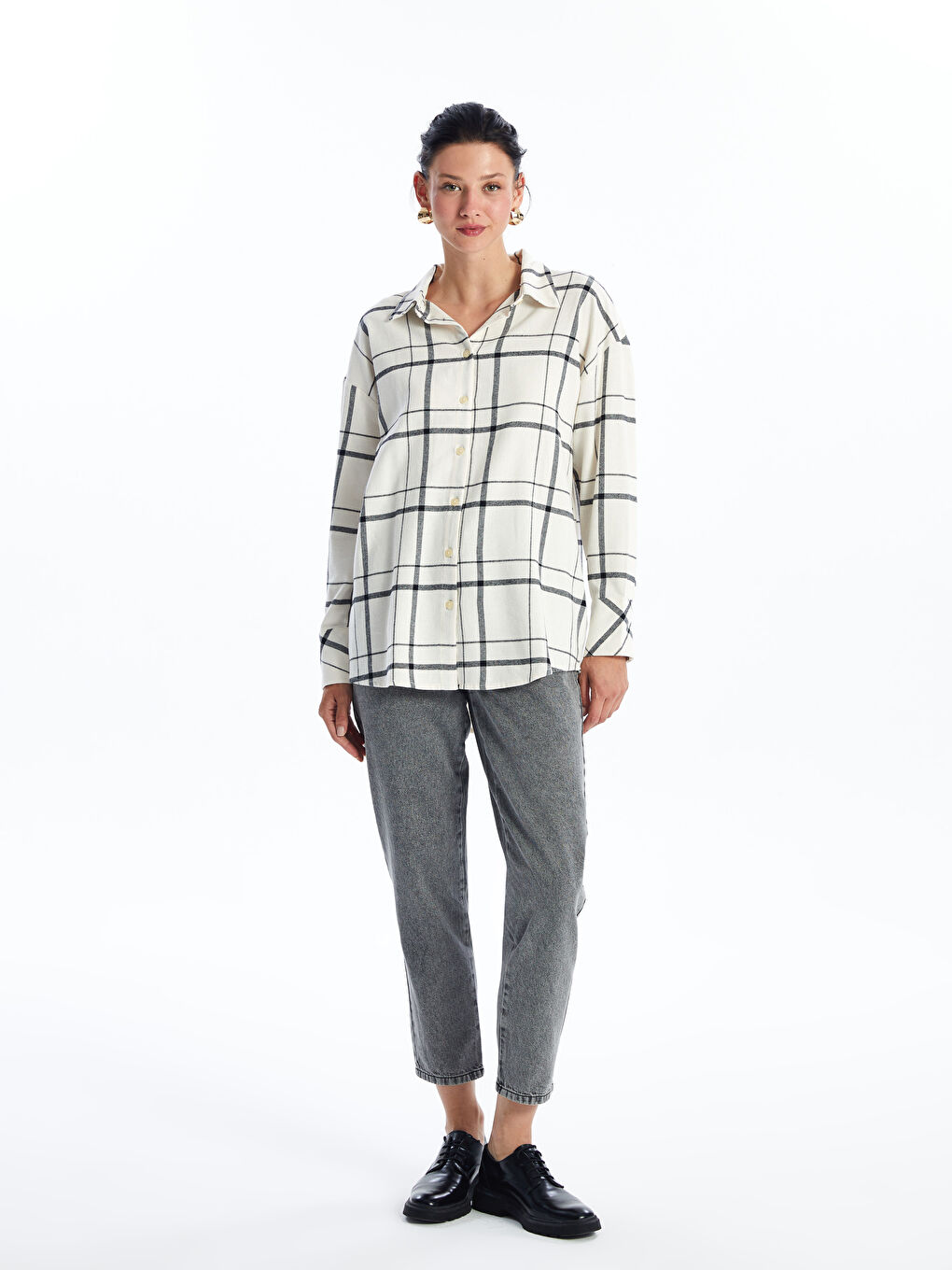Plaid Oversize Women's Flannel Shirt-1