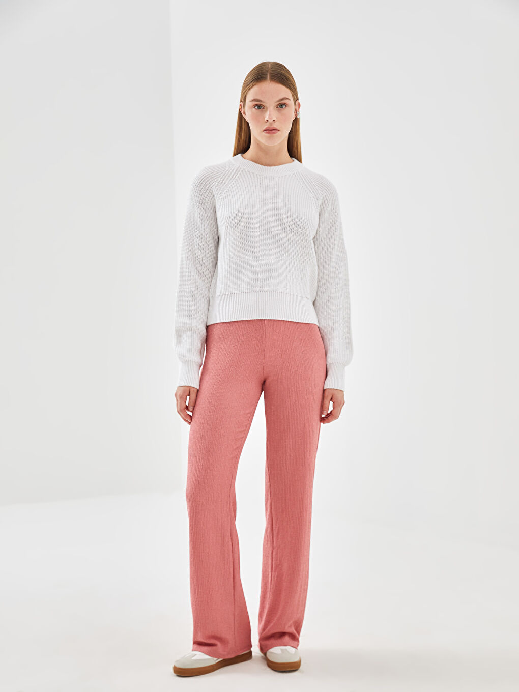 Standard Fit Textured Women's Trousers