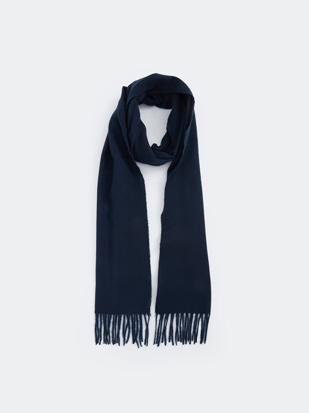 سكارف قصير بشراشيب للرجال