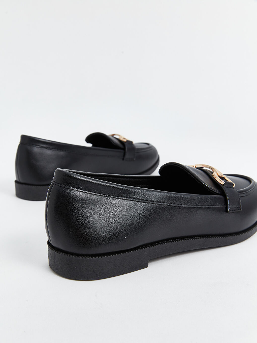 LCW STEPS Faux Leather Metal Applique Detailed Women's Loafer Shoes -W4EG89Z8-HUC