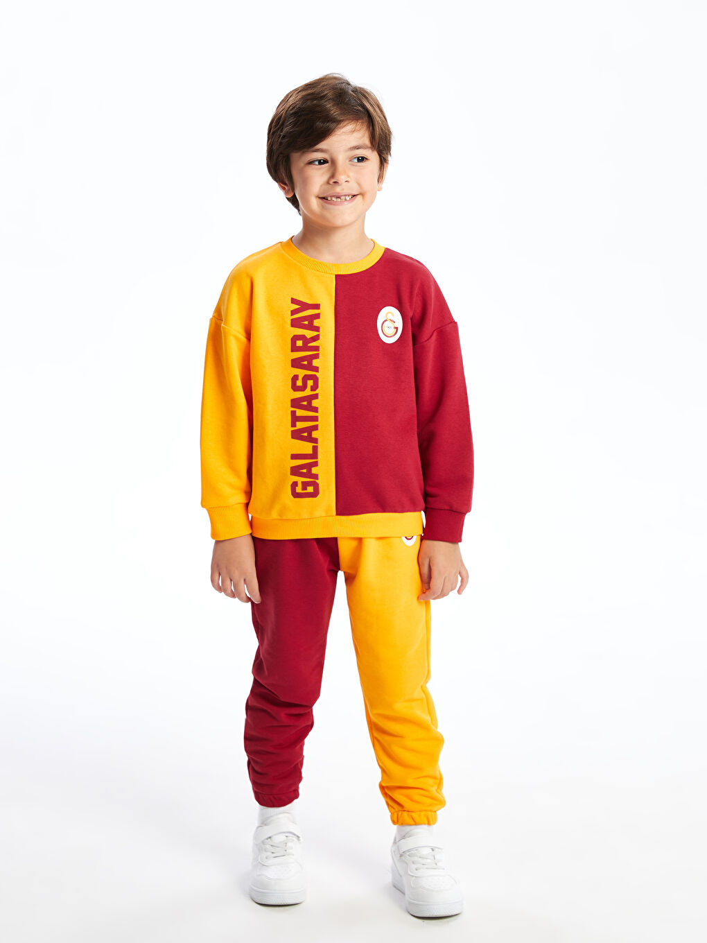 LCW Kids Sarı Bisiklet Yaka Galatasaray Baskılı Erkek Çocuk Sweatshirt ve Eşofman Alt 2'li Takım - 1