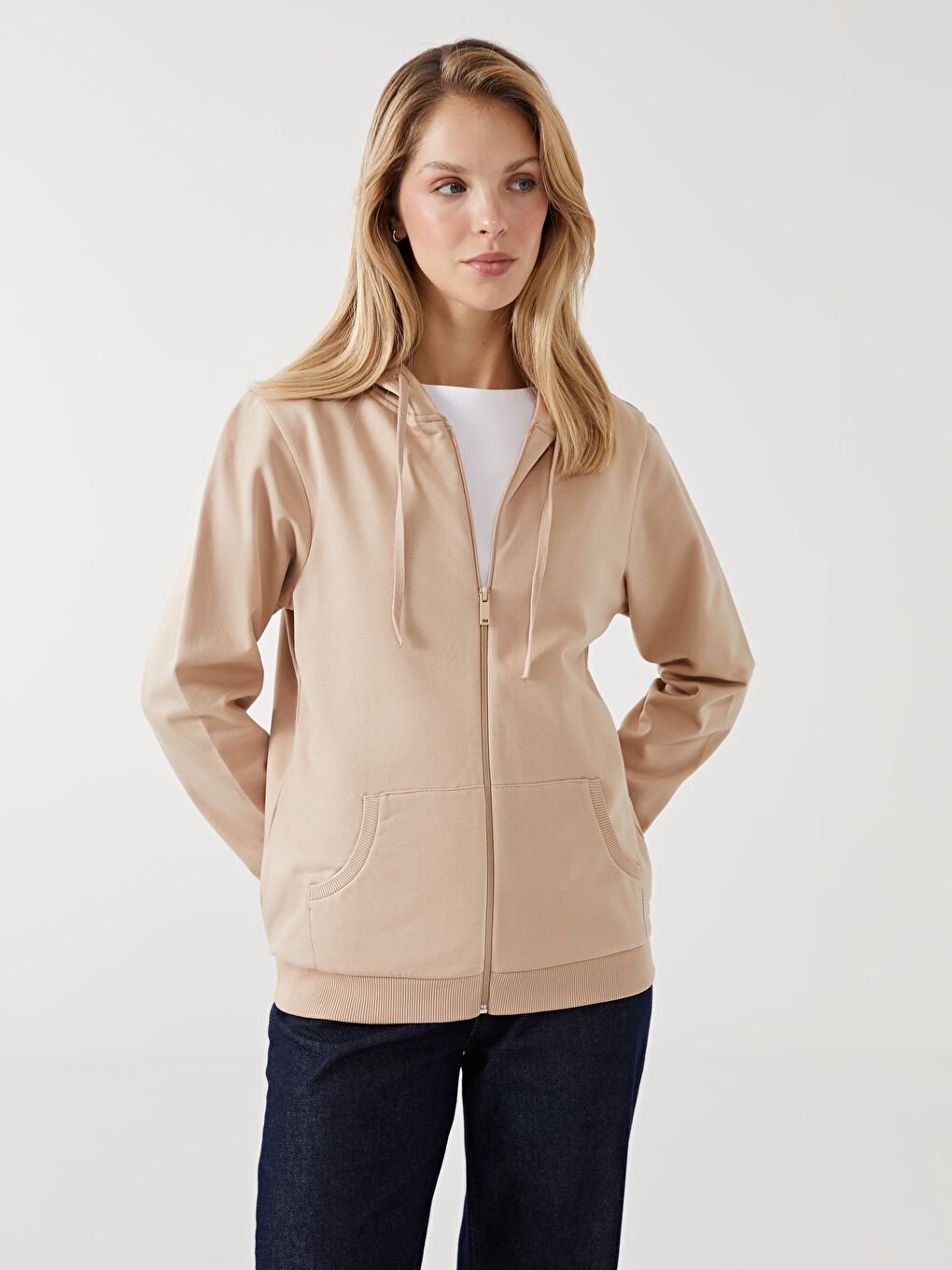 LCWAIKIKI Classic Hooded Women's Zip-Up Sweatshirt -W4EI52Z8-GHQ
