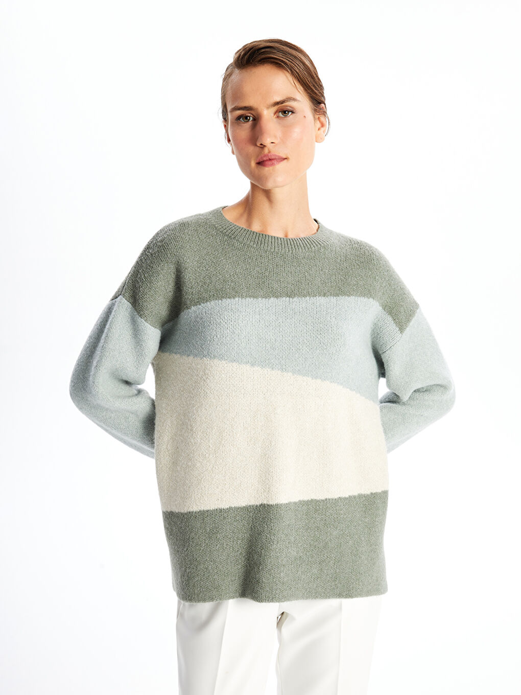 LCWAIKIKI Basic Crew Neck Color Block Women's Knitwear Sweater -W4EI61Z8-Y3W