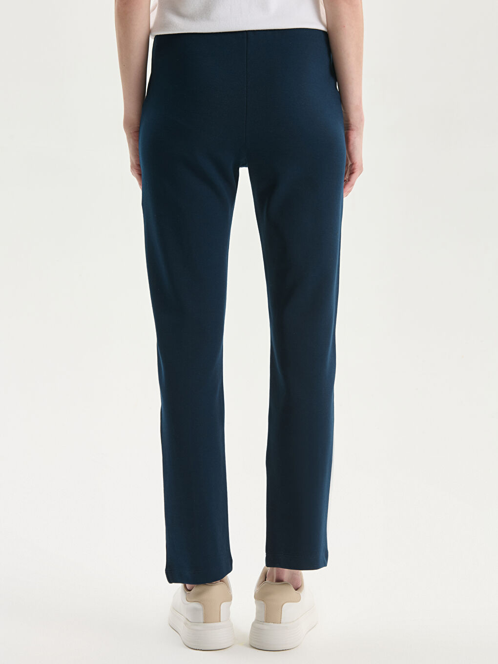Women's Sweatpants with Elastic Waist-3
