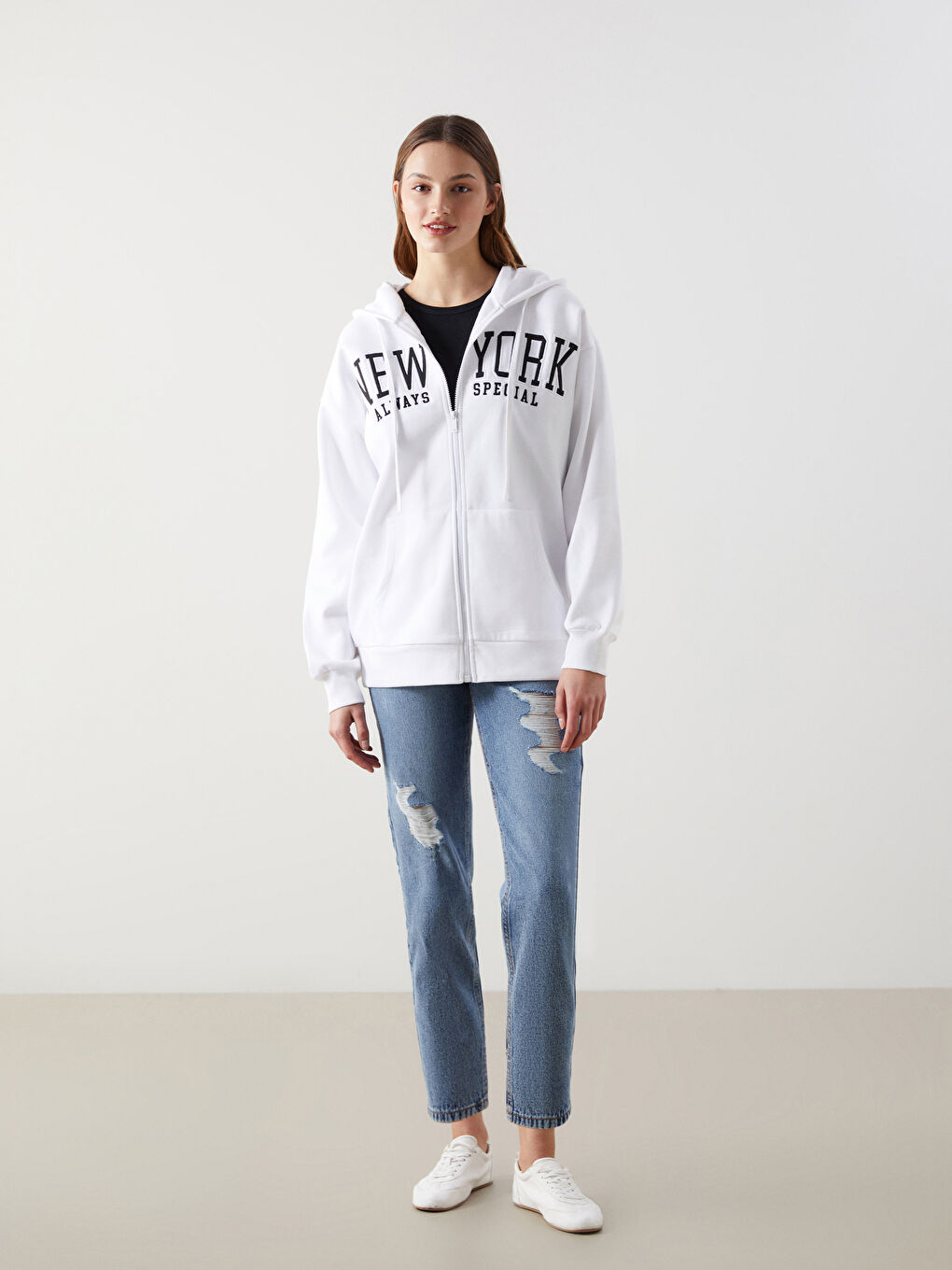 New York Embroidered Women's Thick Zip-Up Sweatshirt-1