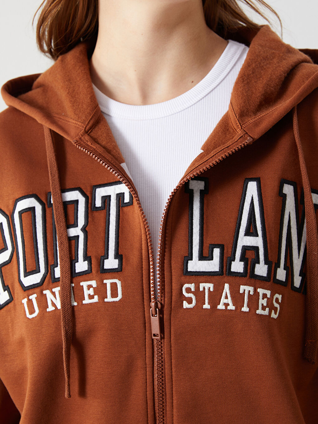 Portland Embroidered Women's Thick Zip-Up Sweatshirt -W4EL08Z8-V6R