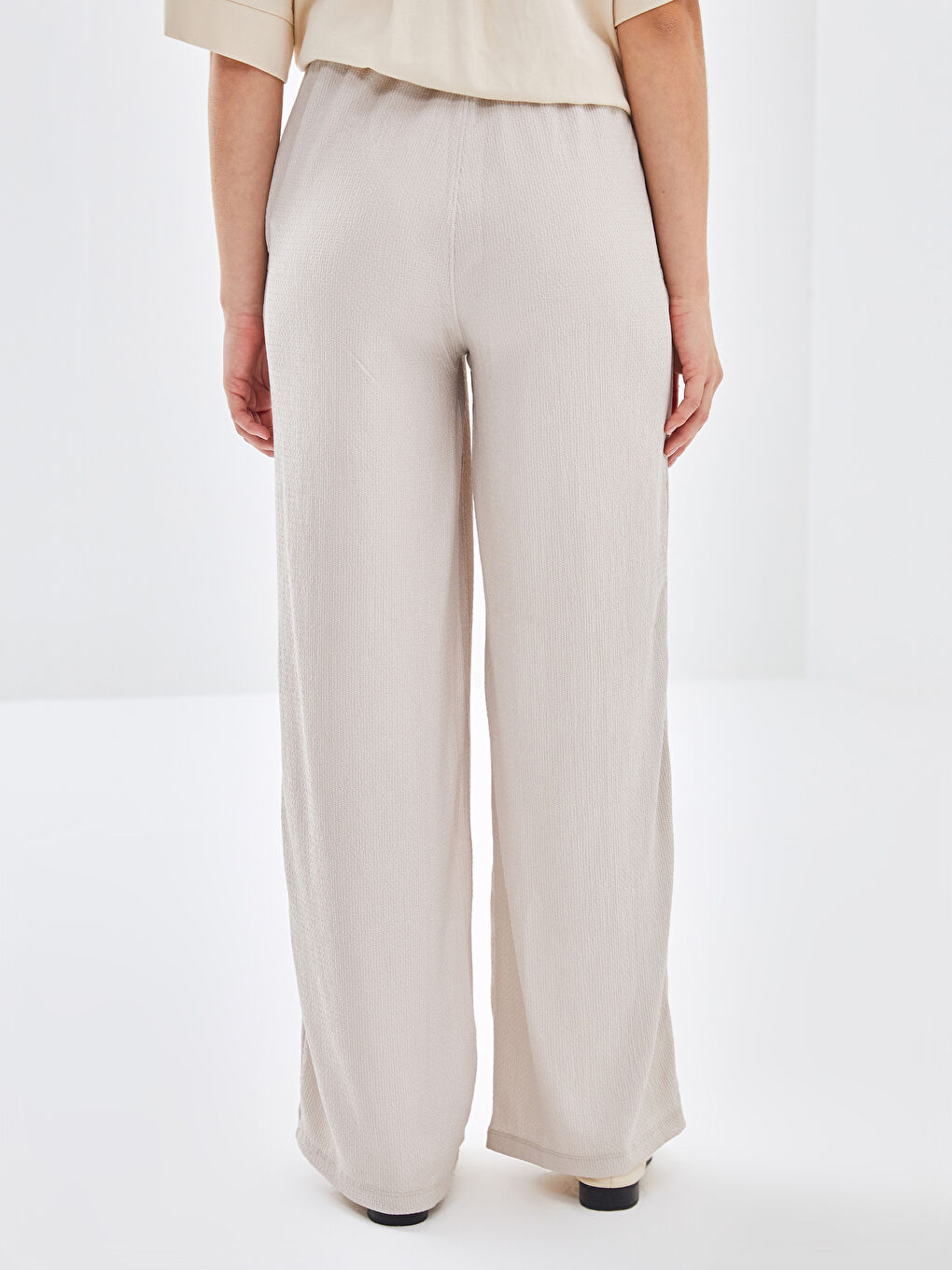 Elasticated Waist Textured Women's Trousers-3