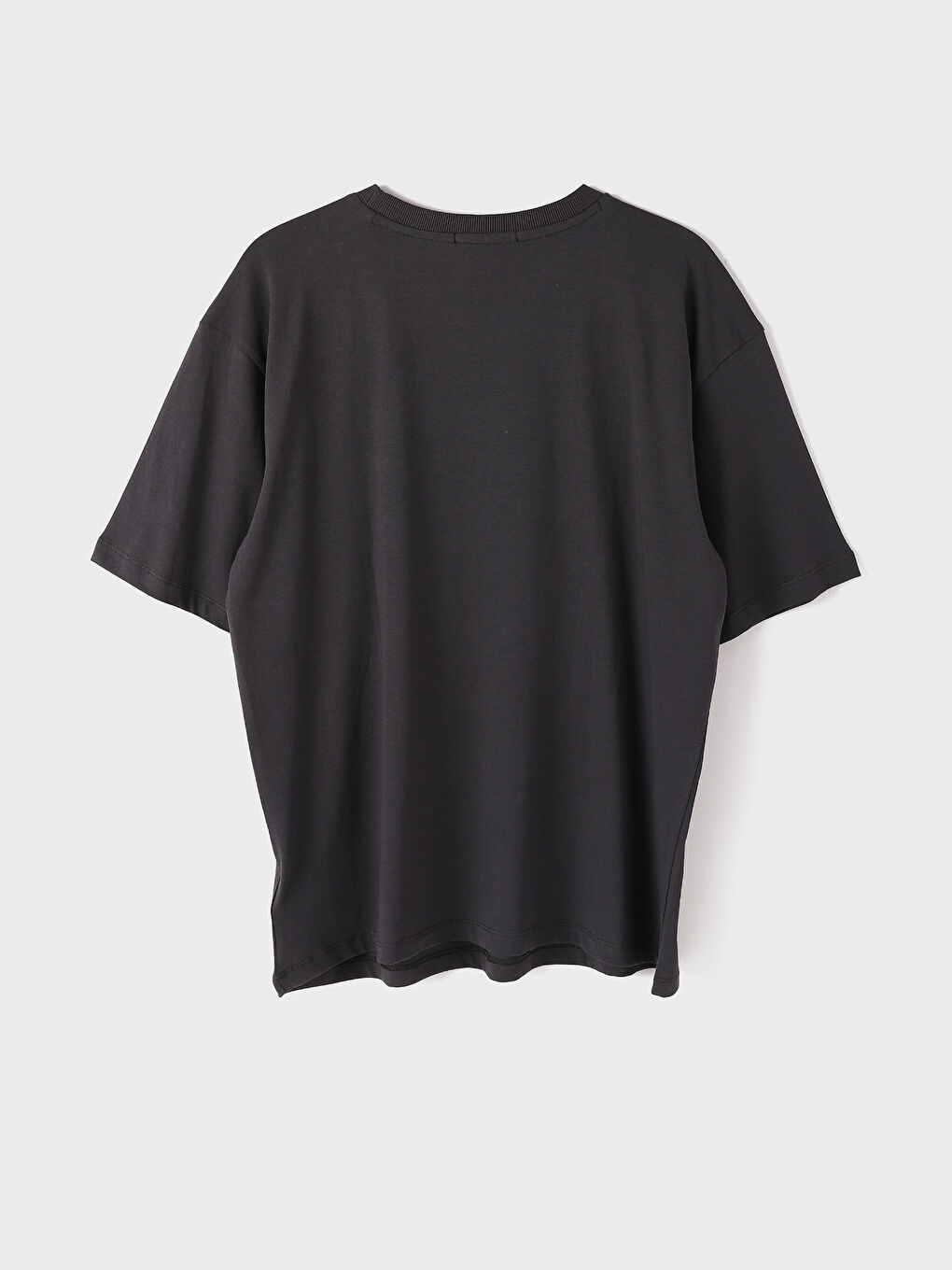 T-shirt à manches courtes imprimé à col rond pour femmes-1
