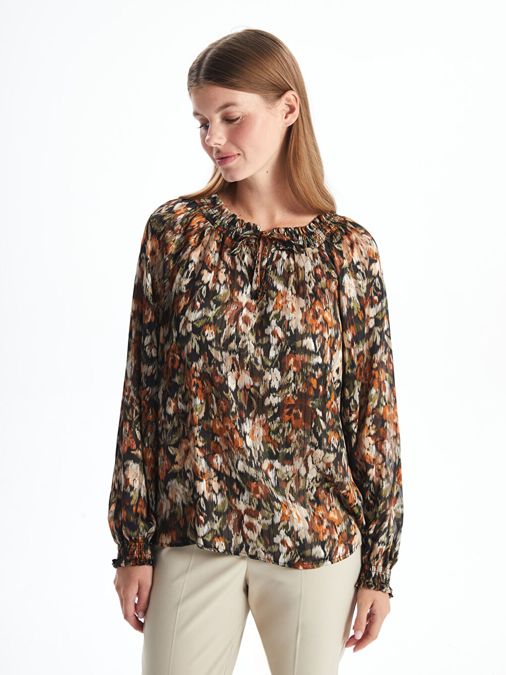 LCWAIKIKI Classic Tie Neck Patterned Women's Blouse -W4EP21Z8-F9C
