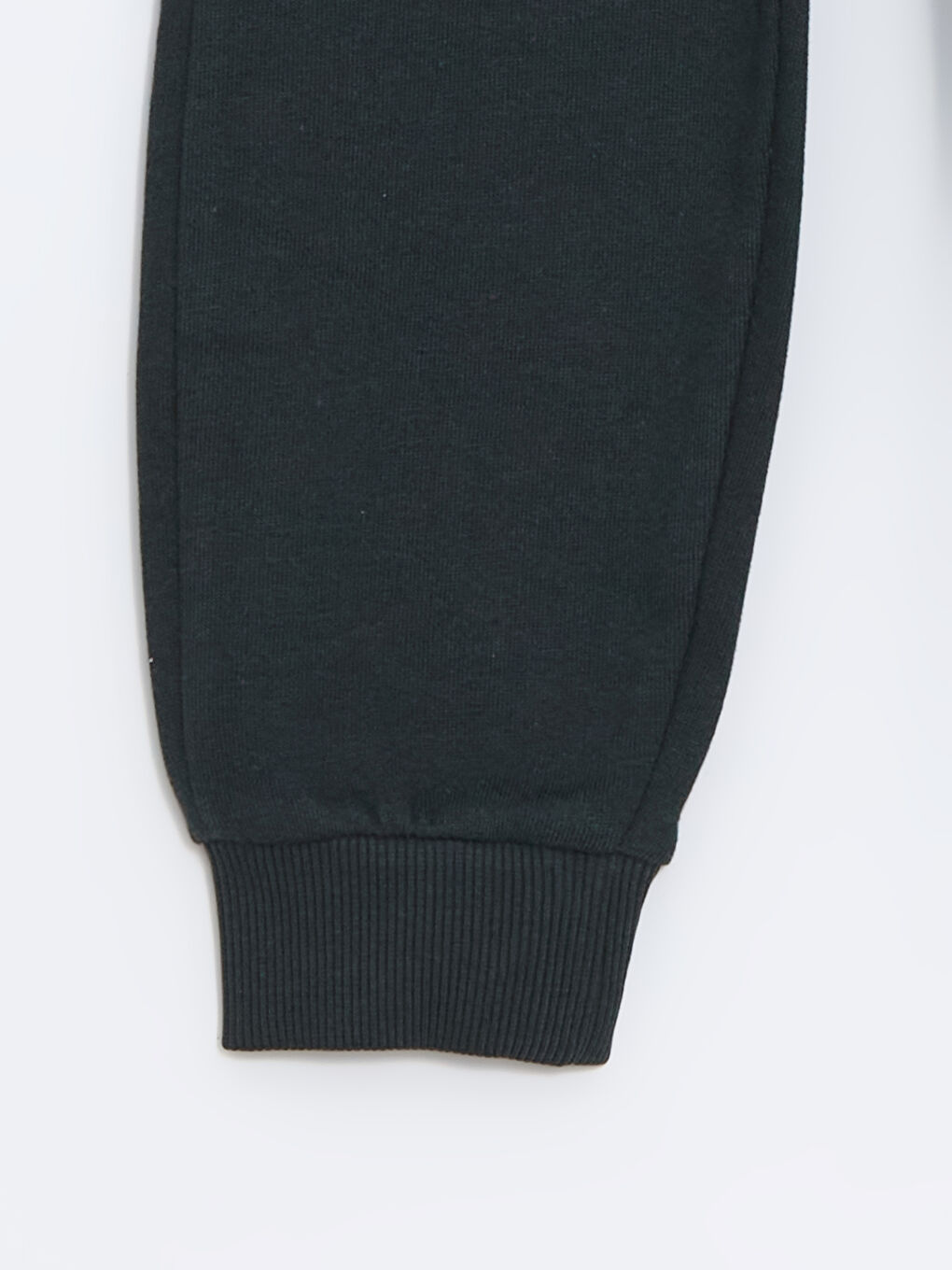 LCW Kids Ensemble Sweat-Shirt Col Rond et Pantalon de Survêtement Bébé Garçon, Lot de 2 -W4ER83Z1-LE4