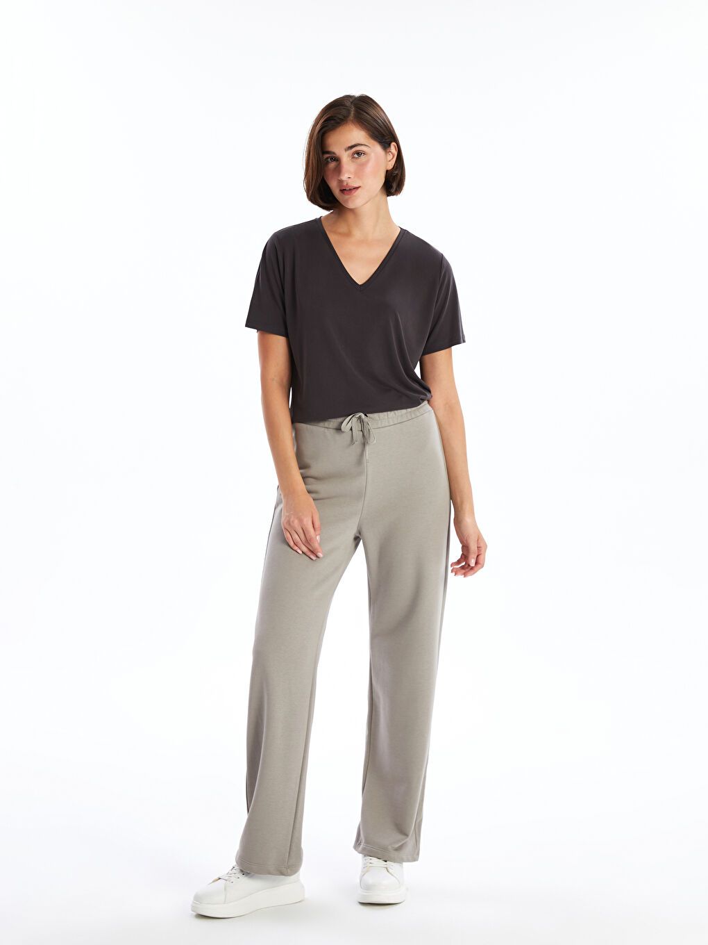 Gri Beli Lastikli Düz Geniş Paça Kadın Eşofman Altı