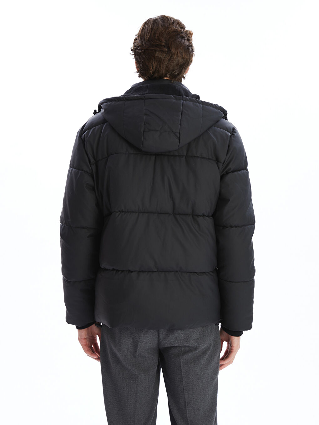 Siyah Standart Kalıp Kapüşonlu Erkek Şişme Mont-4