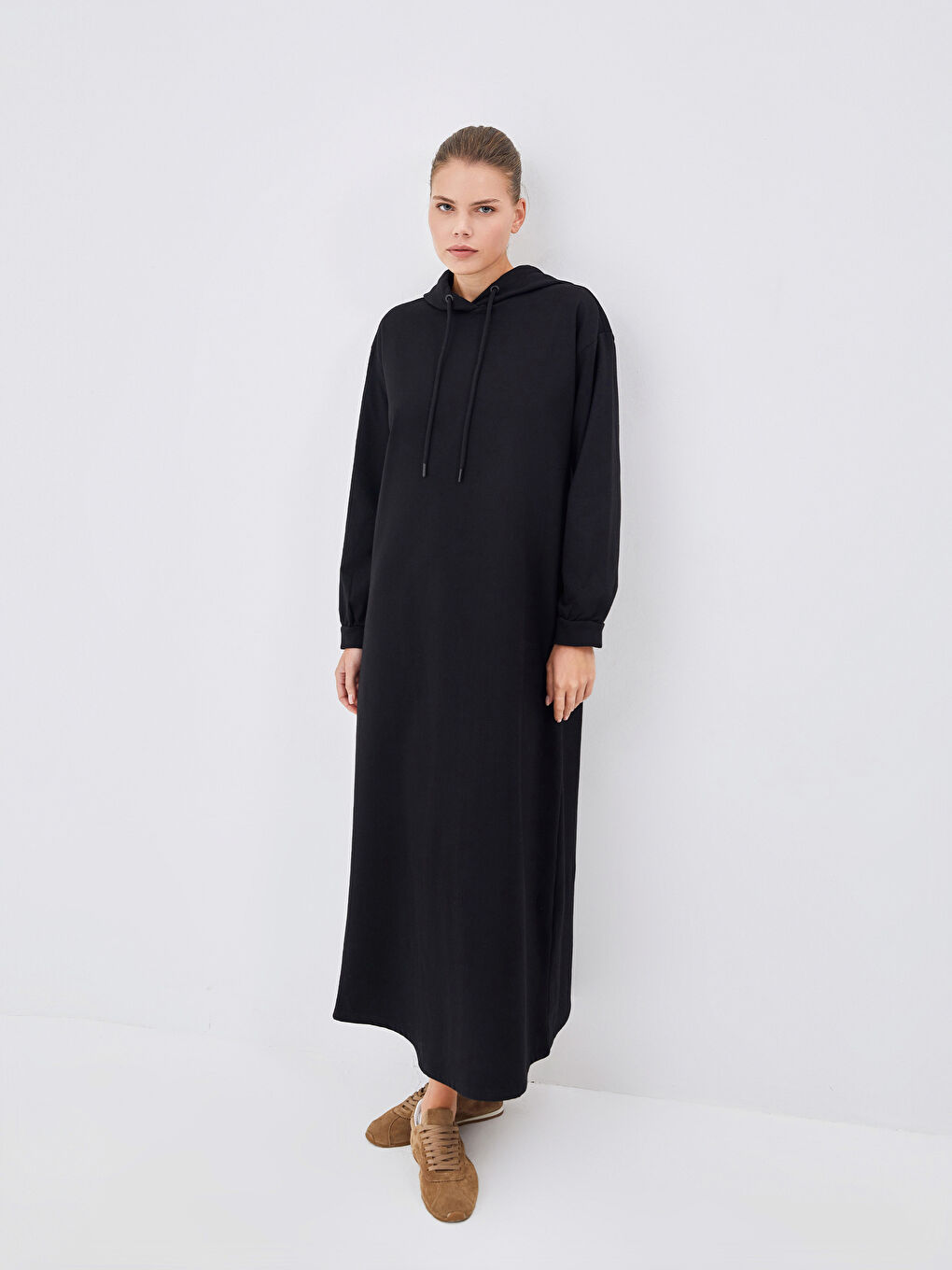 LCW Modest Yeni Siyah Kapüşonlu Oversize Kadın Sweatshirt Elbise - 1