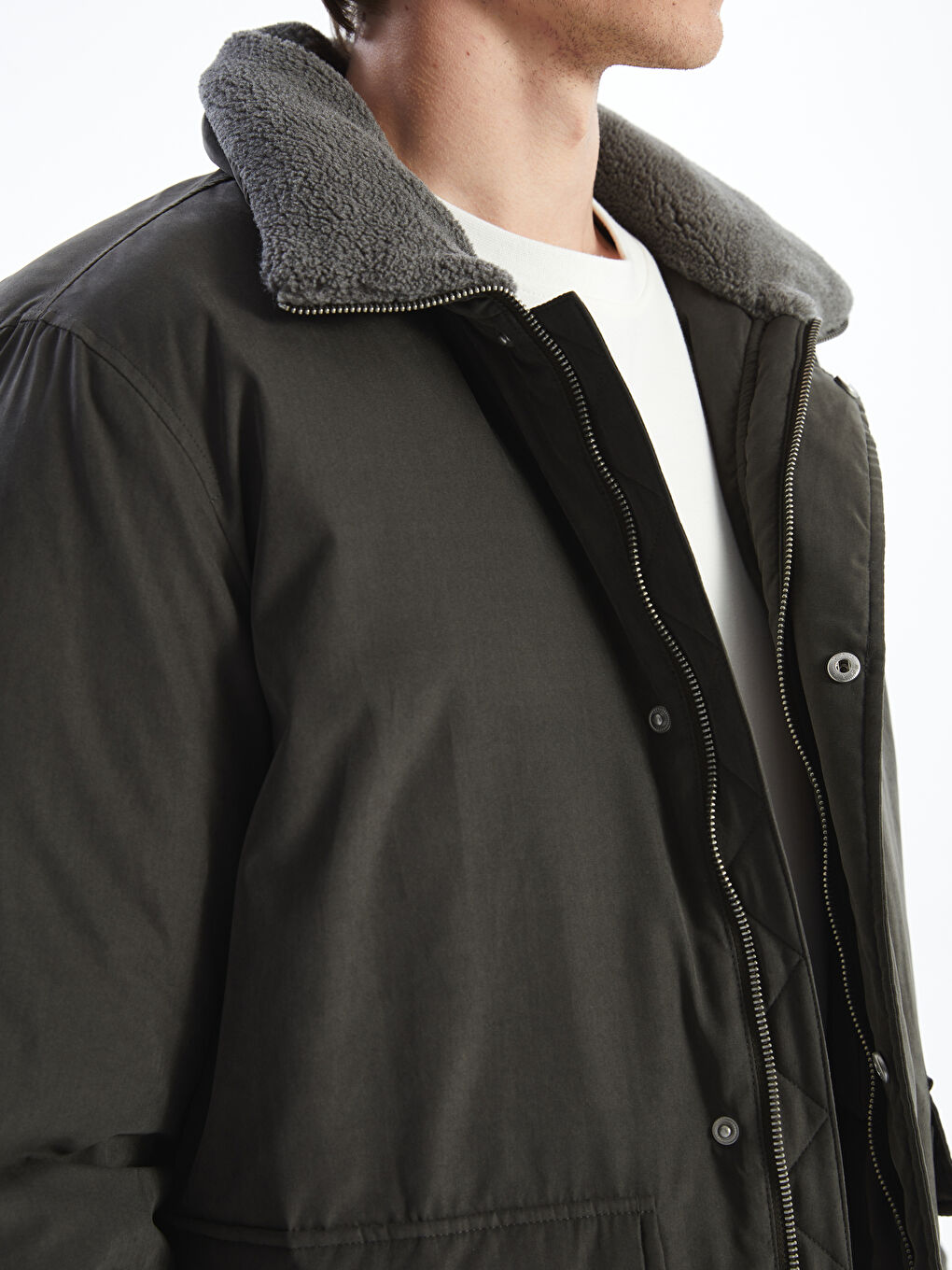 Haki Standart Kalıp Kürk Yaka Erkek Mont-2