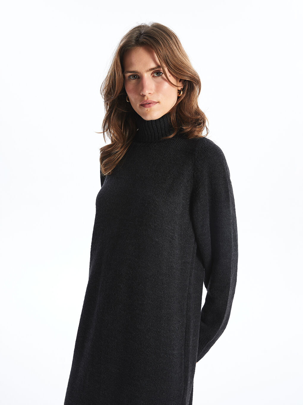 فستان تريكو أوفراسايز بياقة هاي نيك للسيدات-1