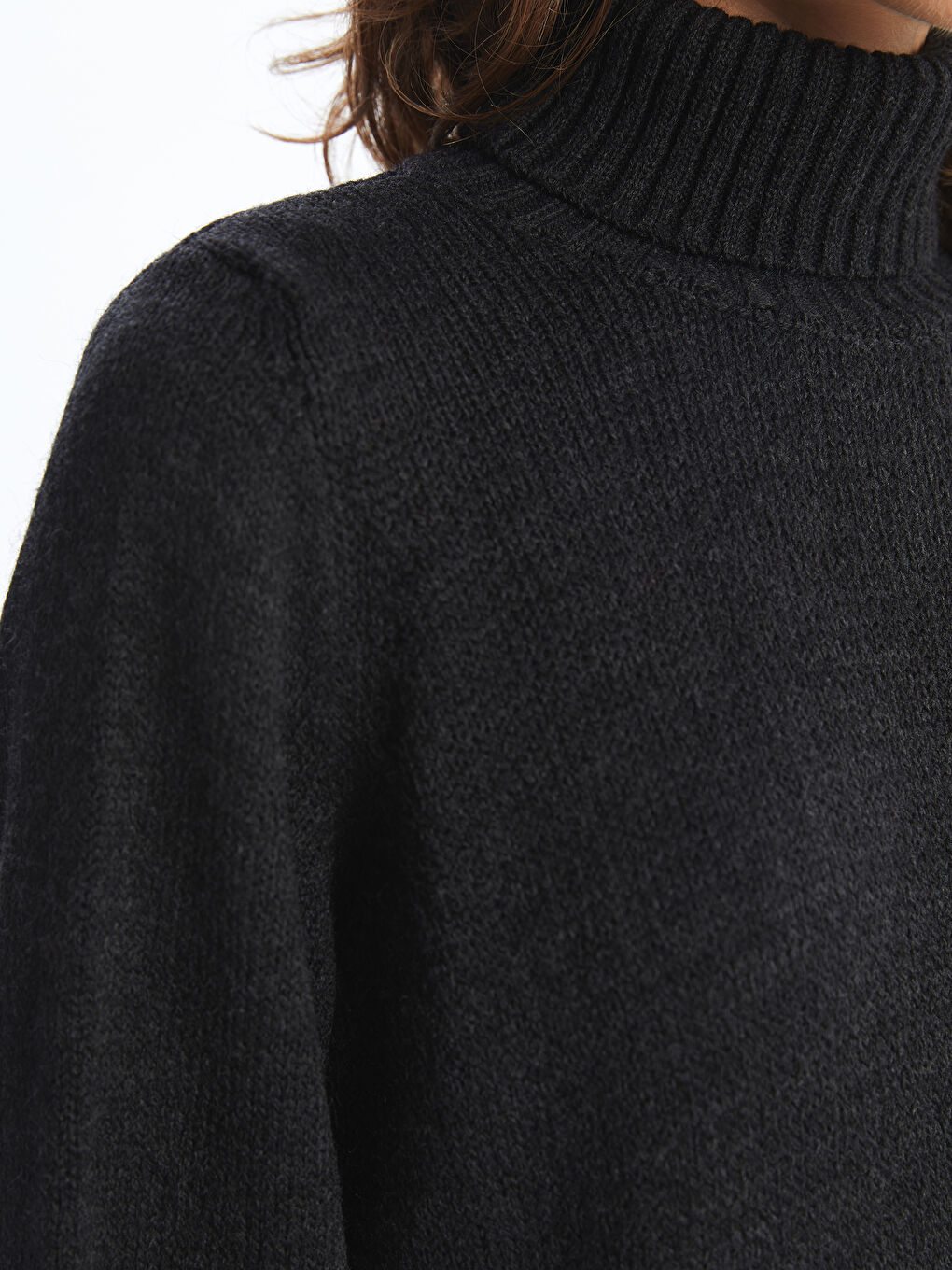 فستان تريكو أوفراسايز بياقة هاي نيك للسيدات-2