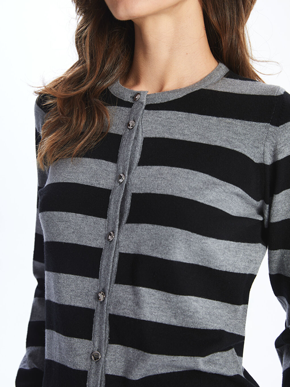 كارديجان برقبة دائرية للسيدات-2