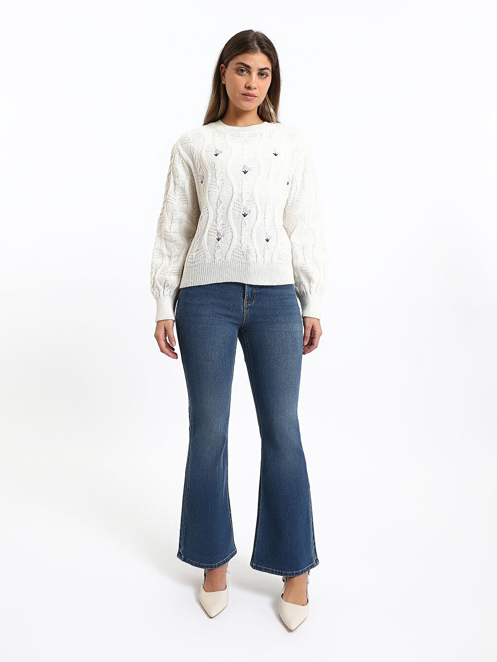 Crew Neck Embroidered Women's Knitwear Sweater-1