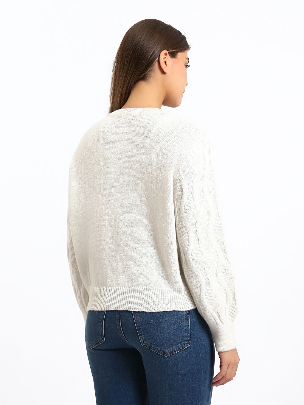 Crew Neck Embroidered Women's Knitwear Sweater-4