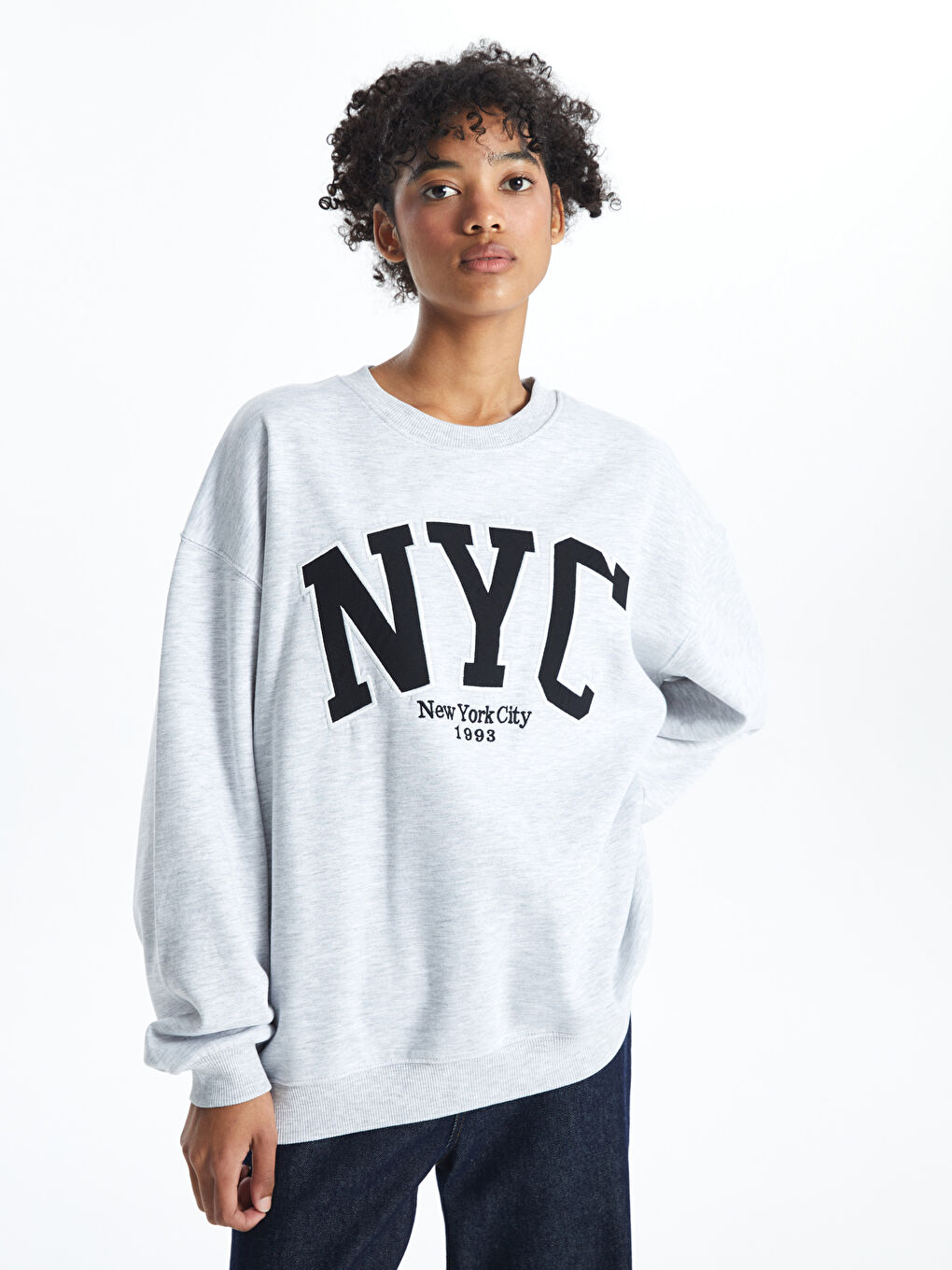 XSIDE Gri Melanj Bisiklet Yaka Nakışlı Oversize Kadın Sweatshirt - 2