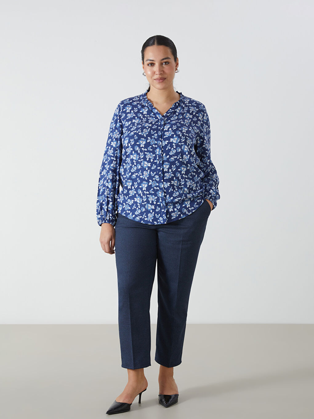 Henley Neckline Patterned Women's Shirt -W4FJ13Z8-LSJ