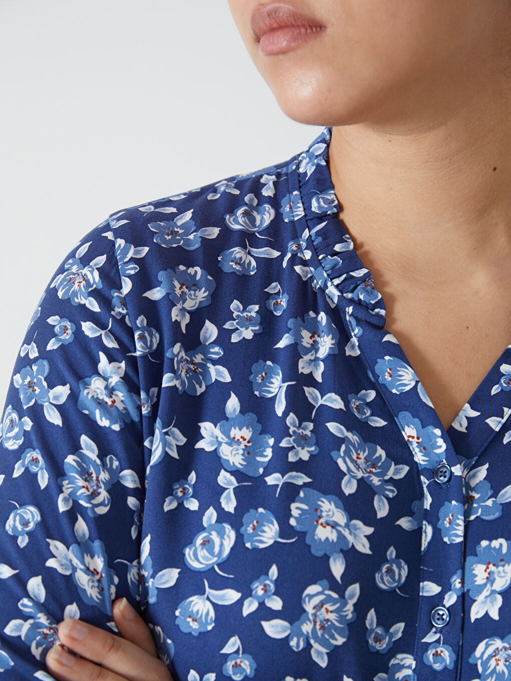 Henley Neckline Patterned Women's Shirt -W4FJ13Z8-LSJ