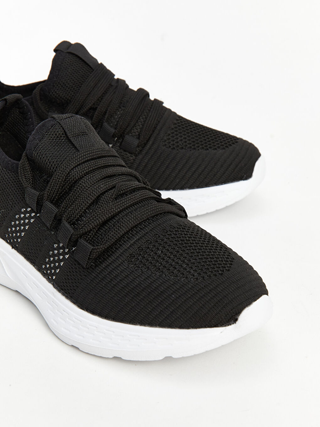 Girls' Sports Shoes with Mesh Detail-2